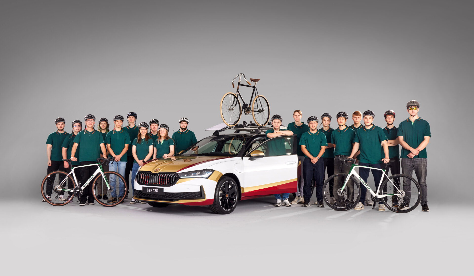 Škoda LK 130 med studenter Škoda LK 130 med studenter fra Škoda Academy