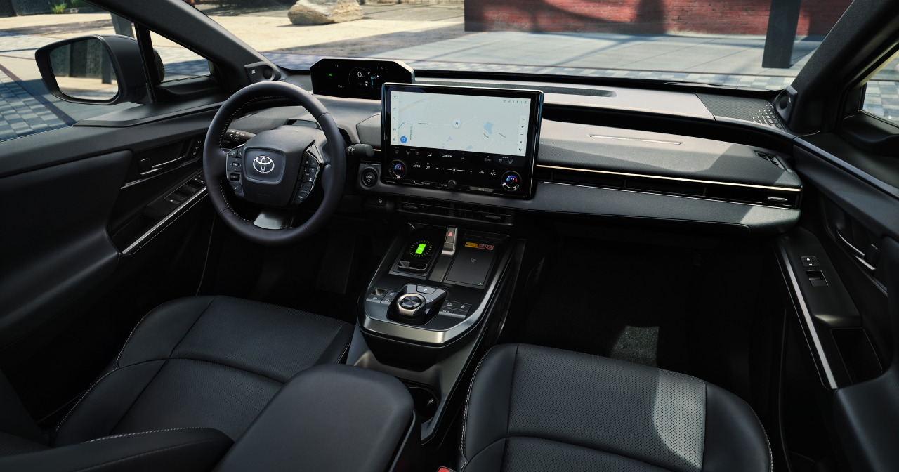 Interiøret i den oppgraderte Toyota bZ Interiøret i den oppgraderte Toyota bZ