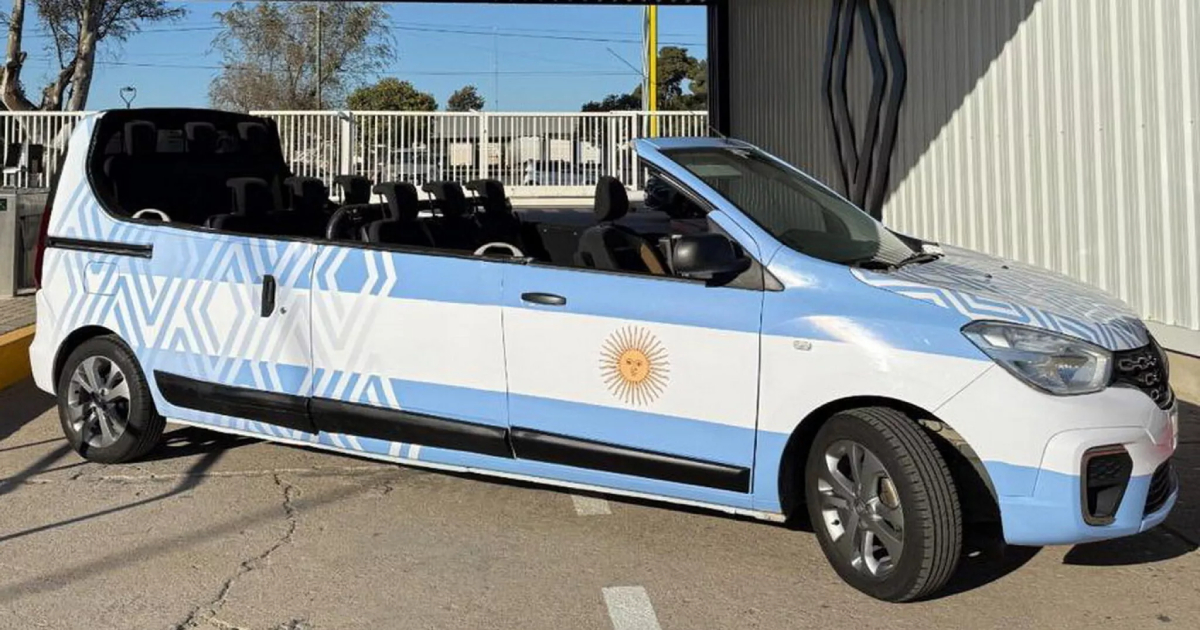 Renault cabriolet limousine basert på Kangoo Express Renault cabriolet limousine basert på Kangoo Express