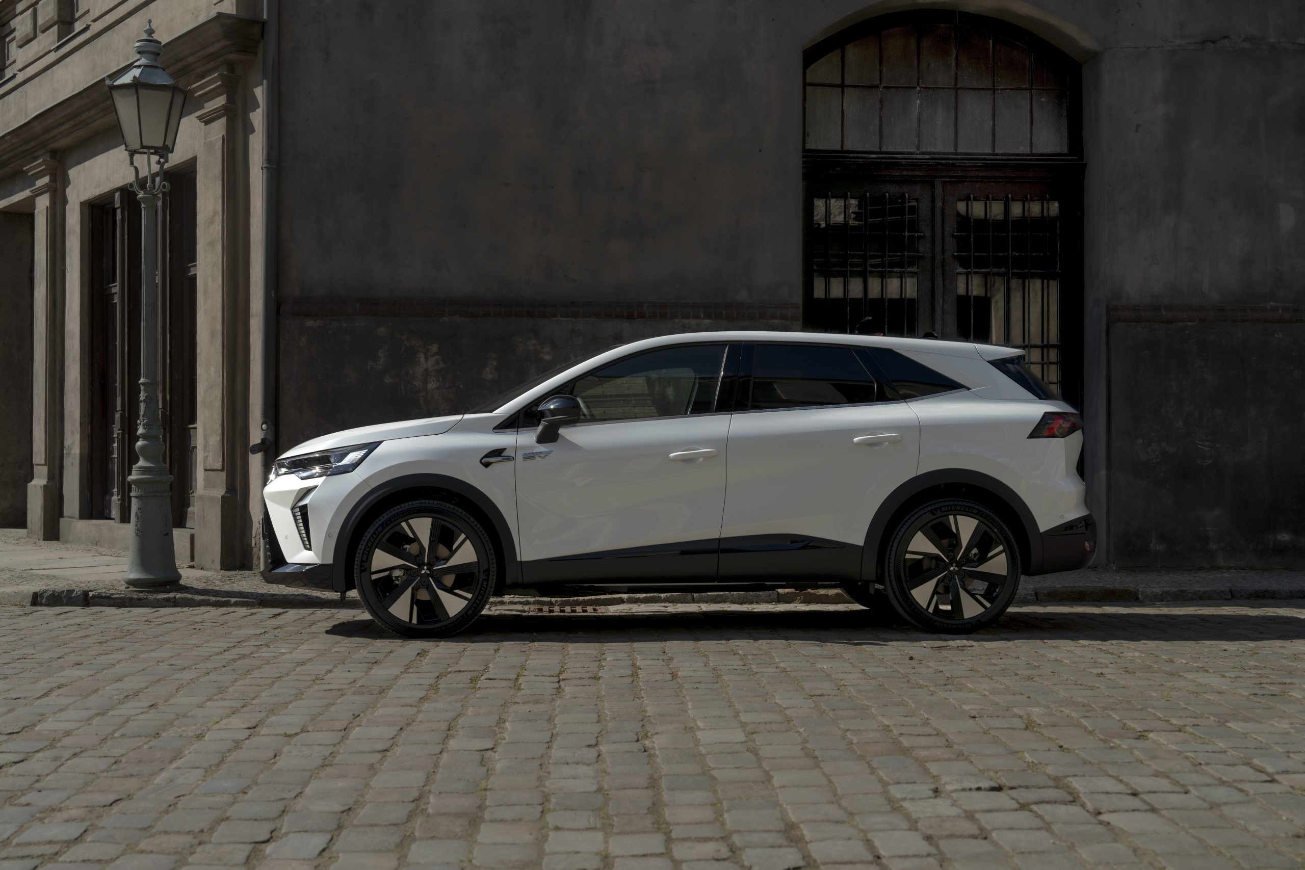 The new Mitsubishi Grandis 2