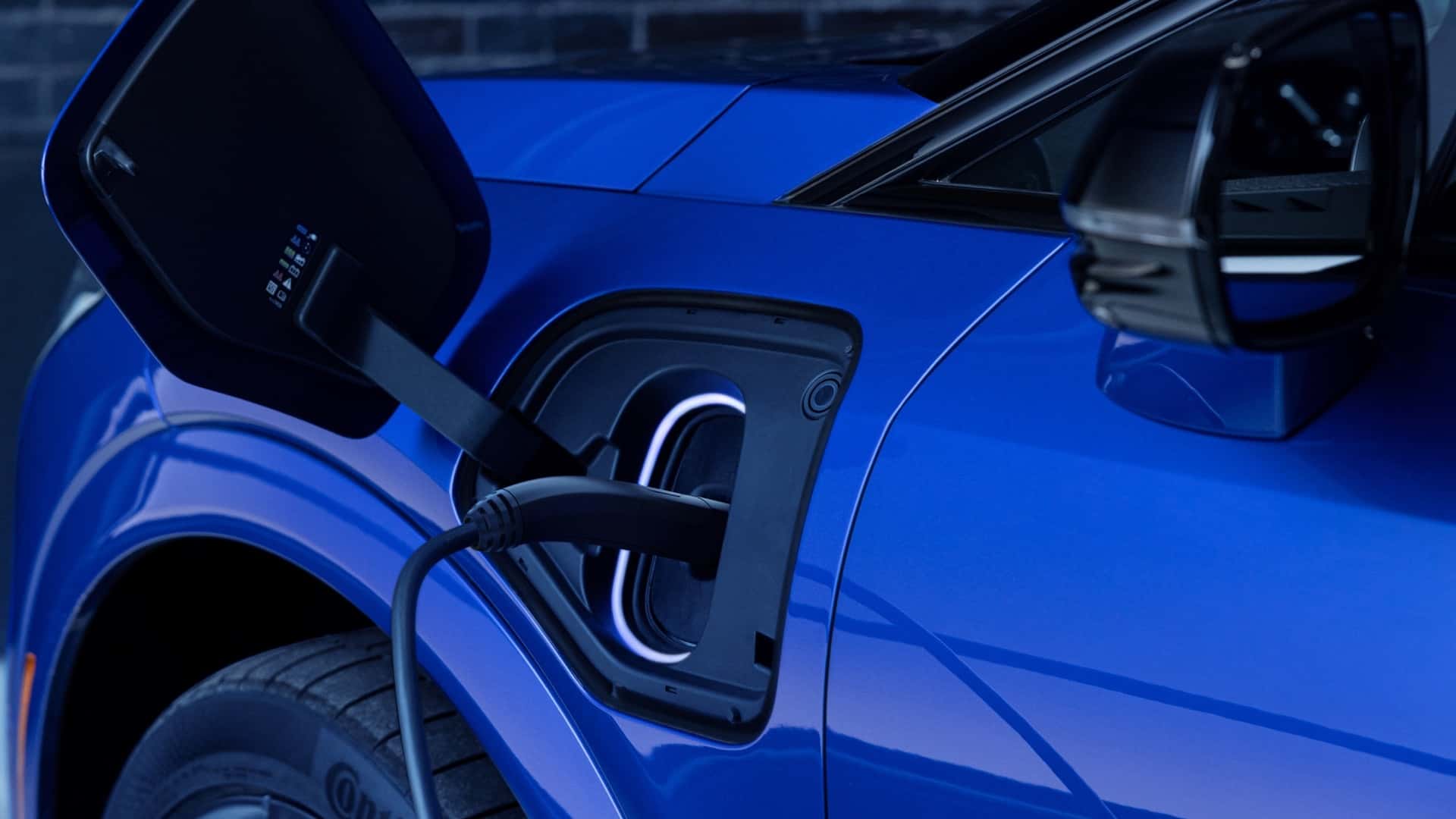 Cadillac Optiq V drevet av Tesla Supercharger Cadillac Optiq V drevet av Tesla Supercharger