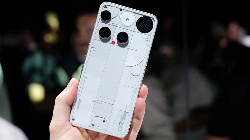 Nothing Phone (3) er et flaggskip med et unikt design
