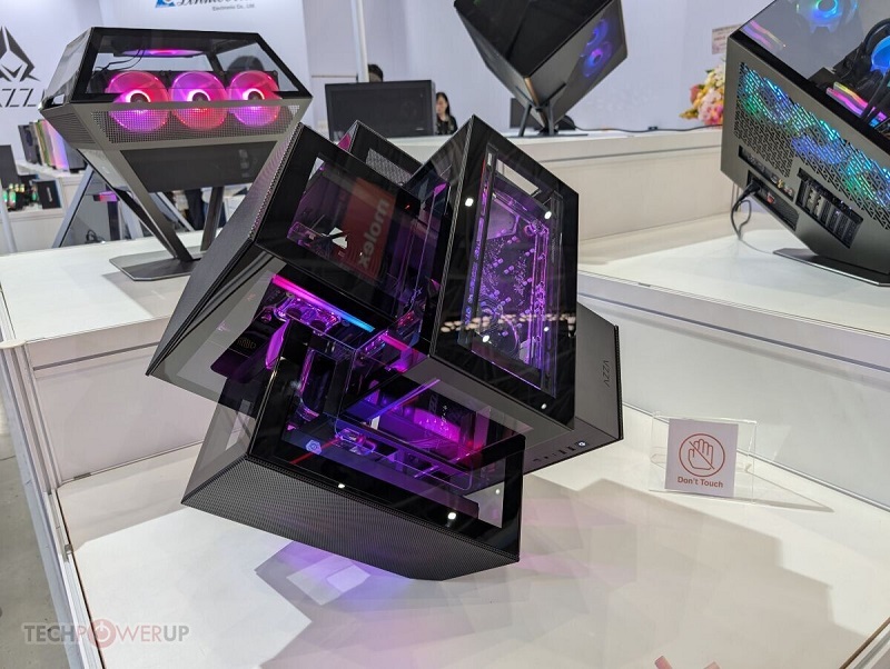Cube Case interior by Azza Cube Case interior by Azza