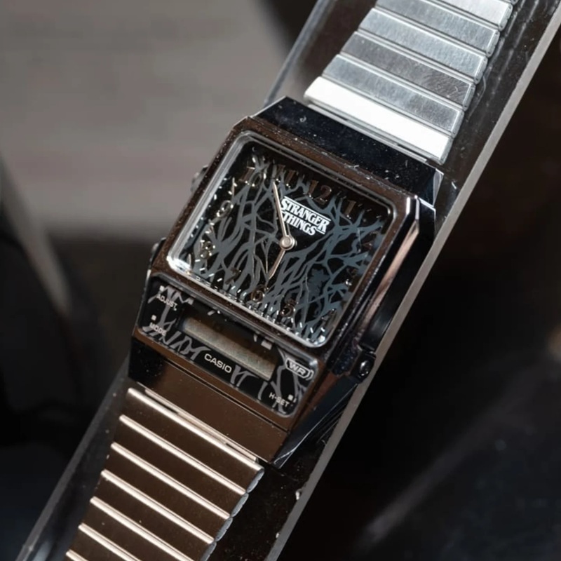 Casio AQ-800 klokker med designelementer fra Stranger Things-serien