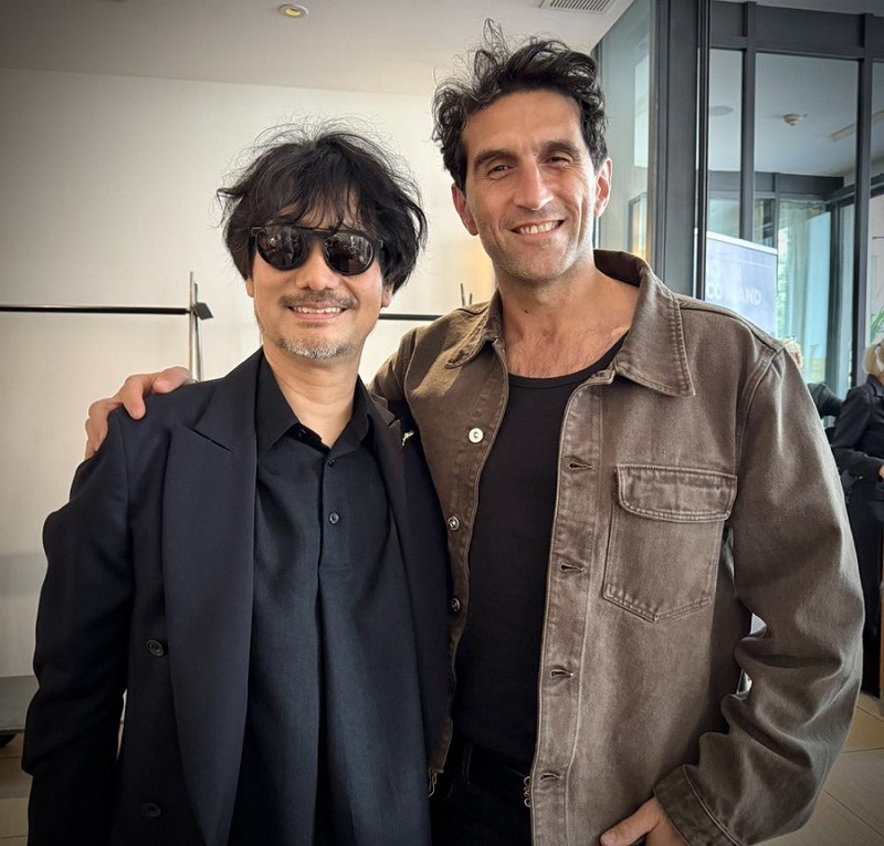 Kojima med Jozef Fares Kojima med Jozef Fares