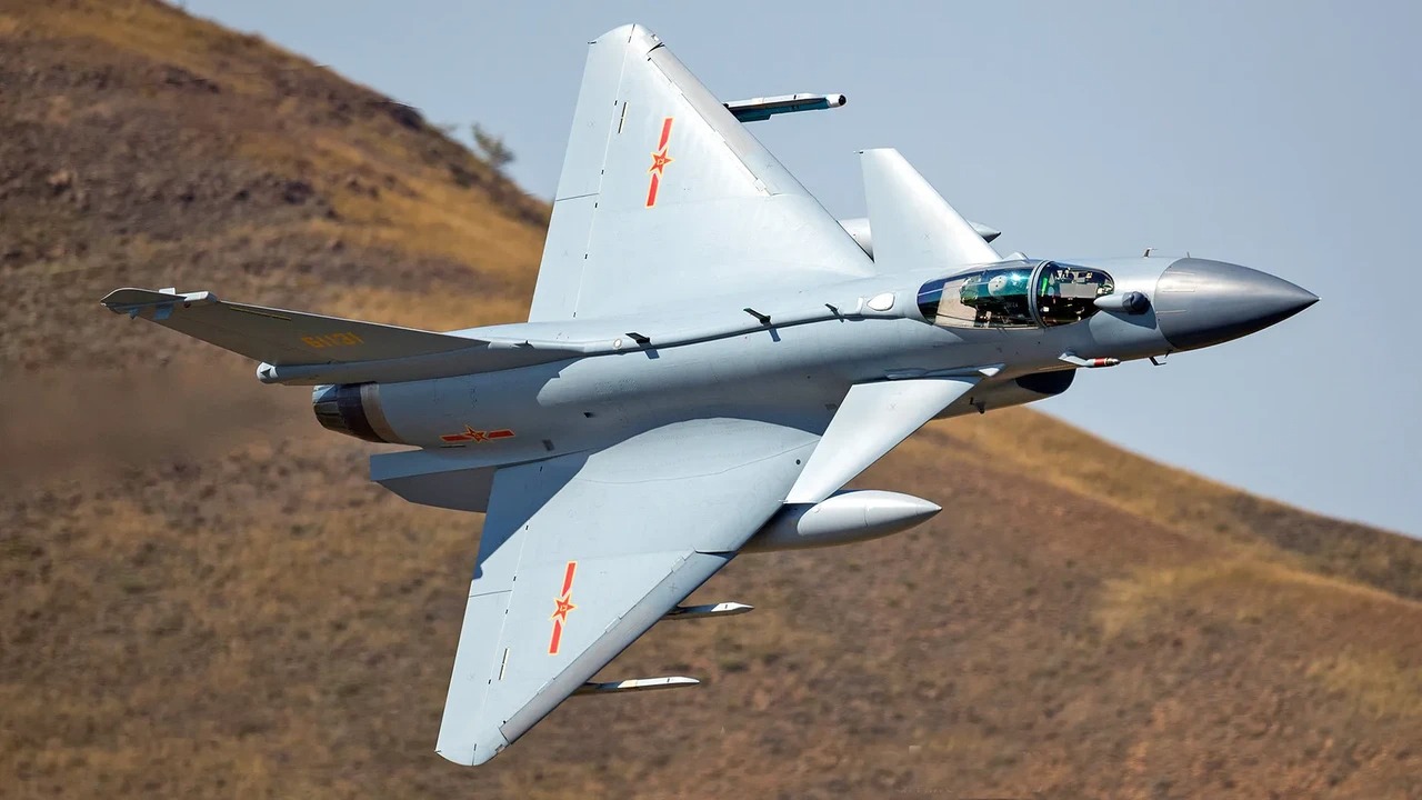J-10C jagerfly Et J-10C jagerfly. Illustrasjon: Folkerepublikken Kinas luftvåpen