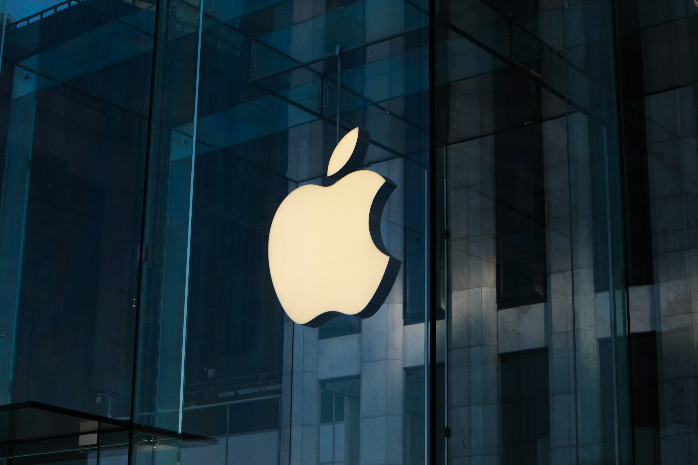 Apple avduket en AI-modell for redigering av bilder basert på tekstkommandoer