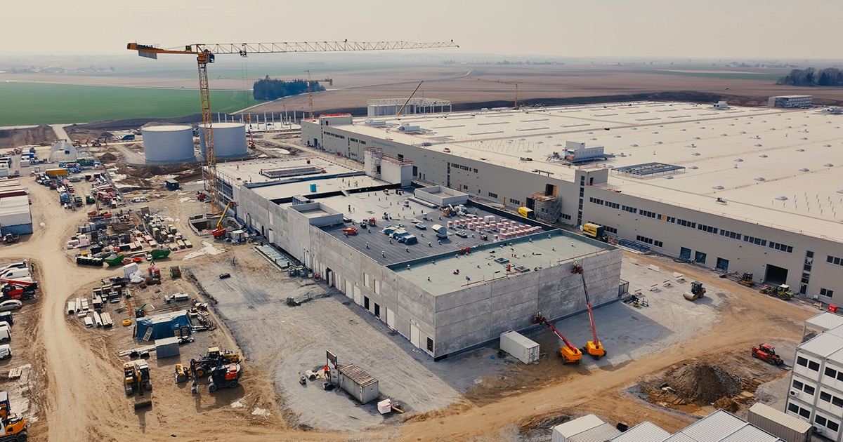 Energisenter, servicesenter og brannstasjon
