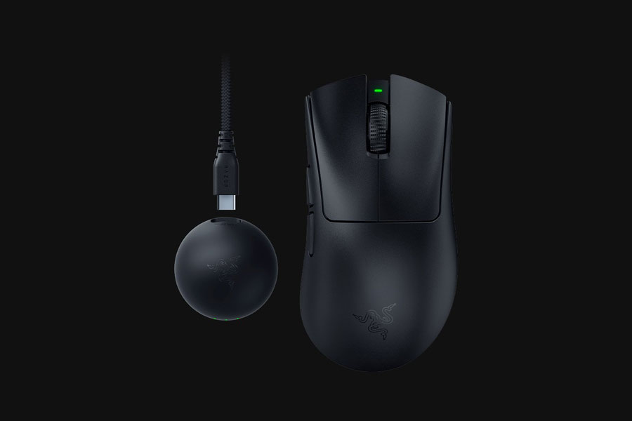 Panoramisk utsikt over Razer DeathAdder V4 Pro