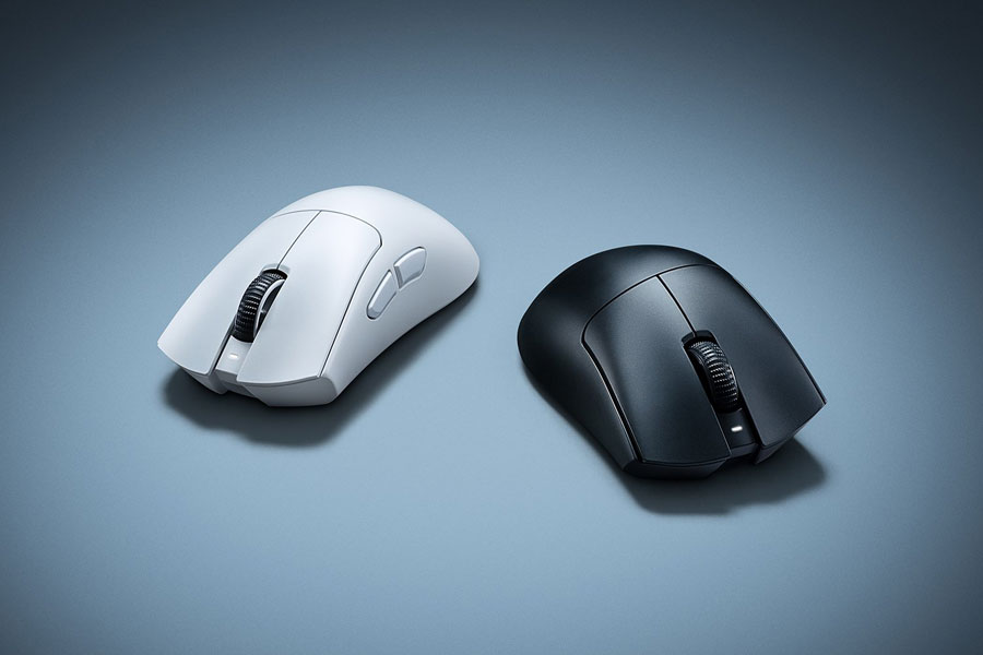 Razer DeathAdder V4 Pro svart og hvit variant