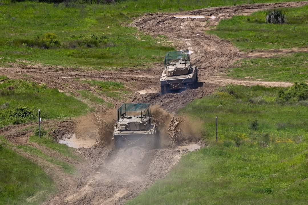Slovakiske Leopard 2A4-tanker med antidrone-griller Slovakiske Leopard 2A4-tanker med antidrone-griller
