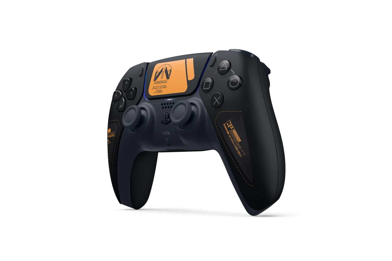DualSense gamepad med DrawBridge-logo DualSense gamepad med DrawBridge-logo