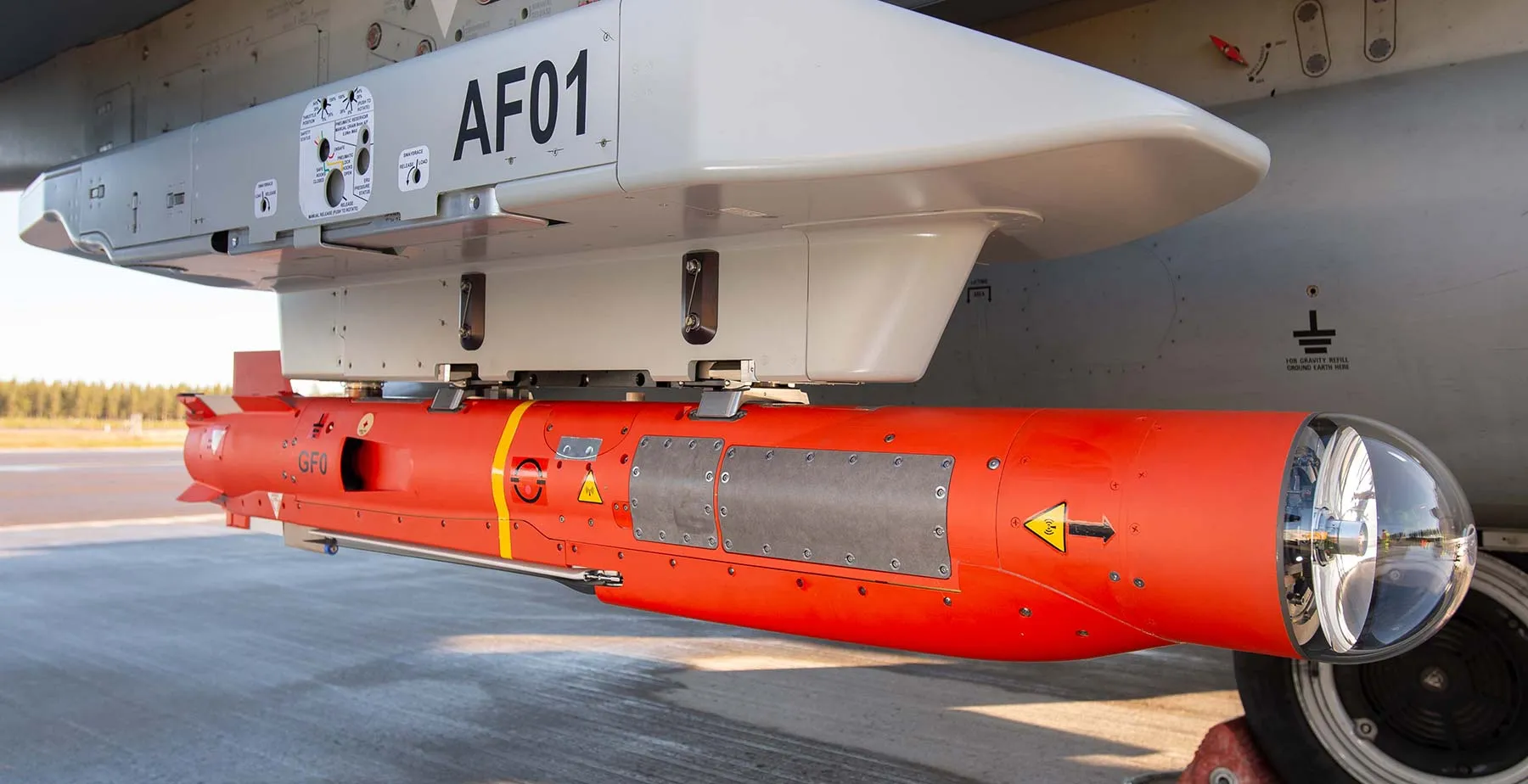 Spear 3 rakett under vingen på et Typhoon jagerfly