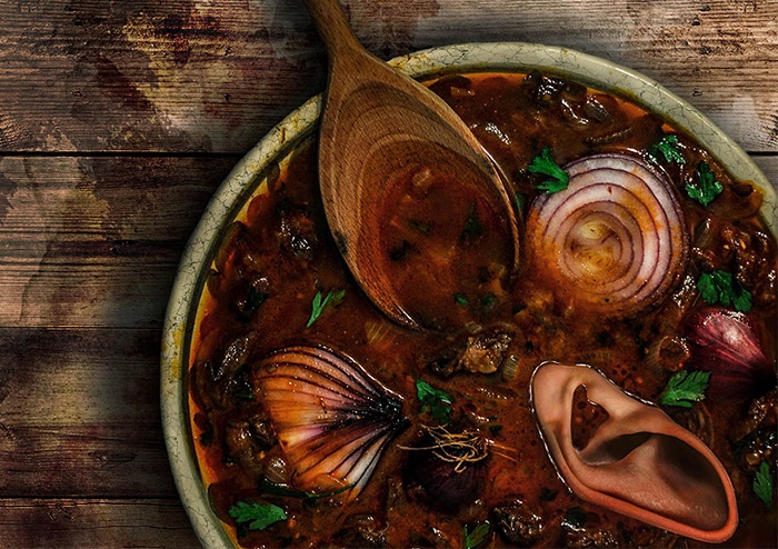 Salget av The Witcher Official Cookbook, en luksusutgave med autentiske oppskrifter fra den folkekjære serien, er nå i gang.-2